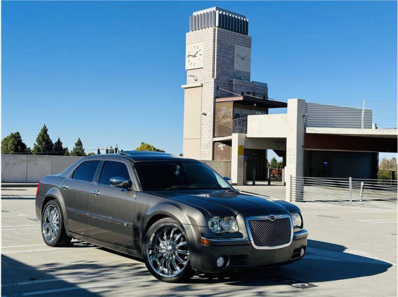 2008 Chrysler 300 C photo 16