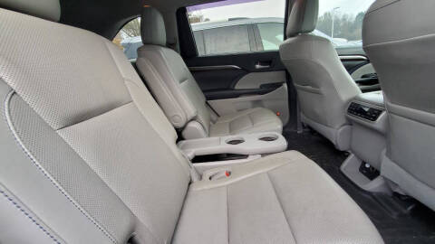 2016 Toyota Highlander Limited Platinum