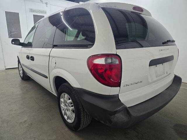 2004 Dodge Caravan SE