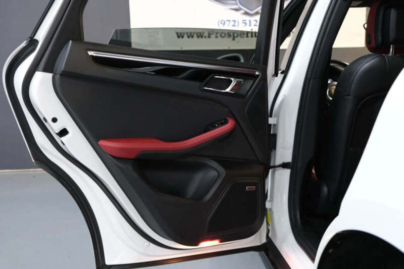 2017 Porsche Macan S