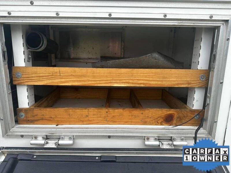 2017 Ford E-Series E-450 SD