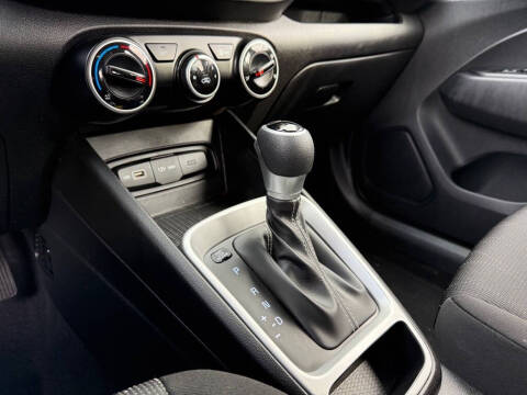 2022 Hyundai Venue SE