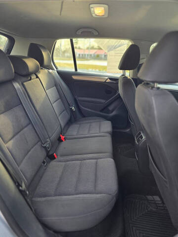 2013 Volkswagen Golf 2.5L PZEV