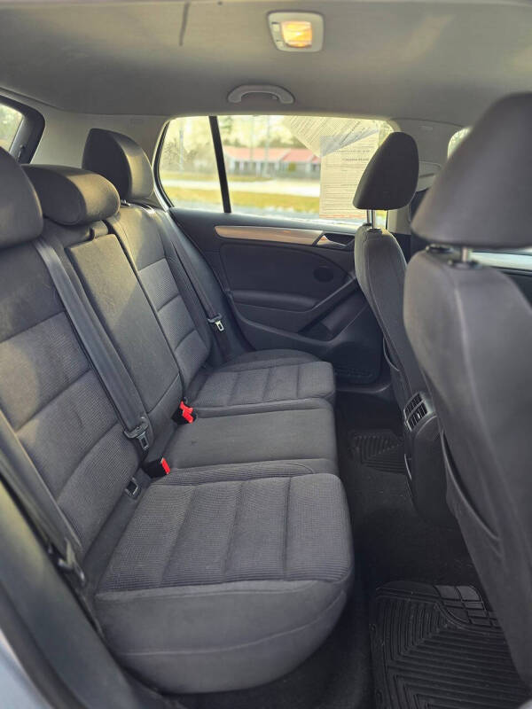 2013 Volkswagen Golf 2.5L PZEV