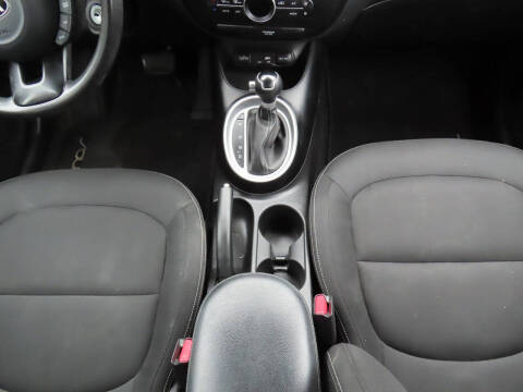 2017 Kia Soul +