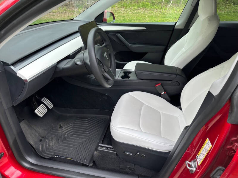 2023 Tesla Model Y Performance