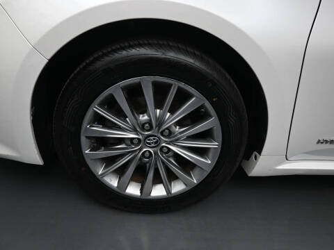 2016 Toyota Avalon Hybrid