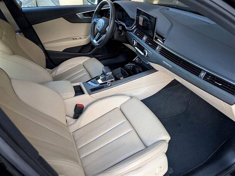 2024 Audi A4 quattro S line Prem Plus 45 TFSI