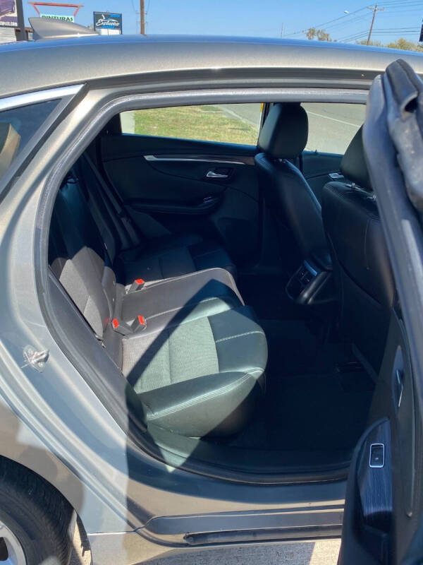 2017 Chevrolet Impala LT