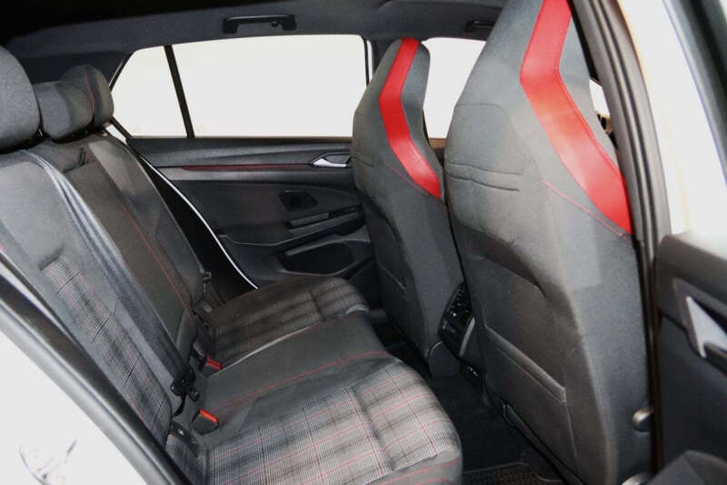 2022 Volkswagen Golf GTI SE