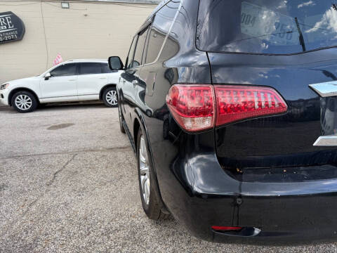 2011 Infiniti QX56