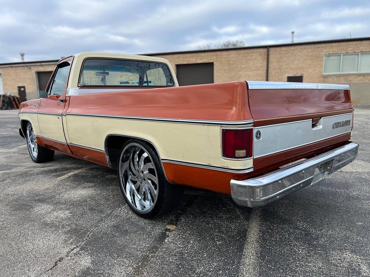 1981 Chevrolet C/K 10 Series for sale at Ideal Cars LLC in Skokie, IL