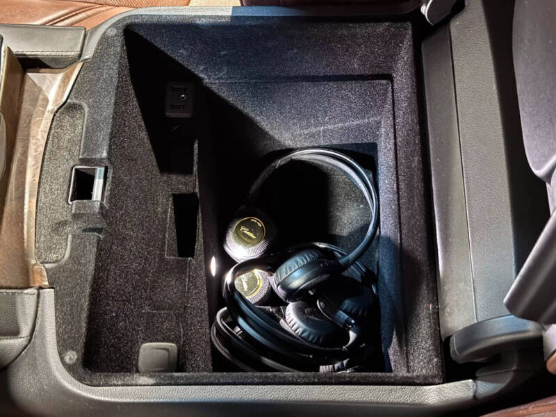 2019 Cadillac Escalade ESV Premium Luxury