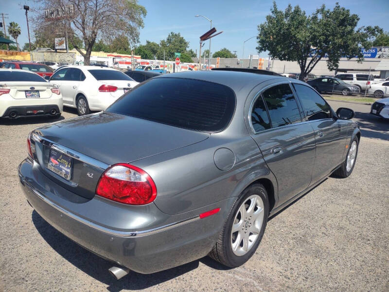 2005 Jaguar S-Type 4.2
