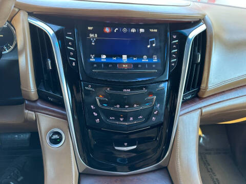 2017 Cadillac Escalade ESV Platinum