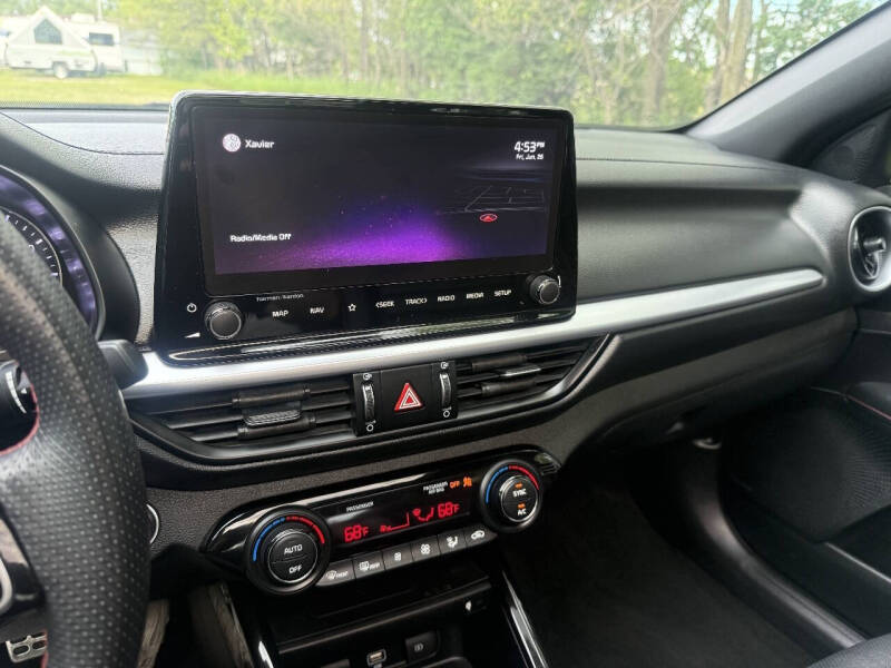 2022 Kia Forte GT