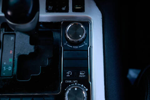 2017 Toyota Land Cruiser