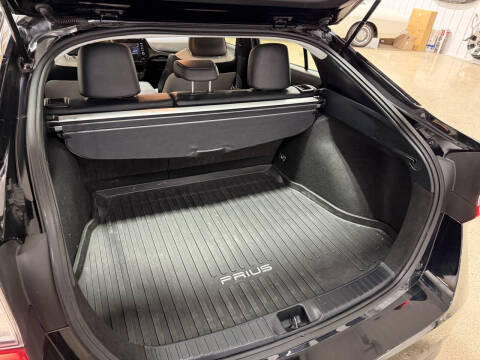 2022 Toyota Prius XLE