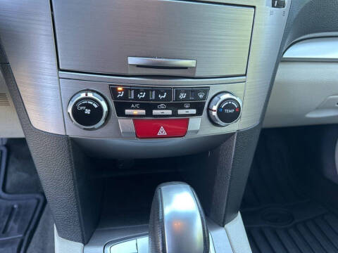 2013 Subaru Outback 2.5i Premium