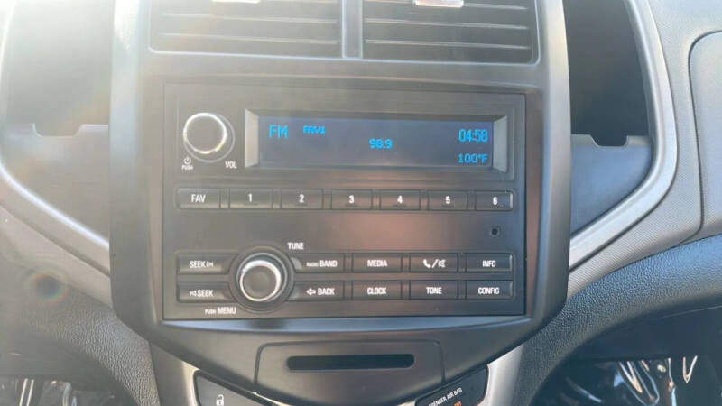 2016 Chevrolet Sonic LS Auto