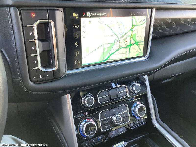 2024 GMC Yukon Denali