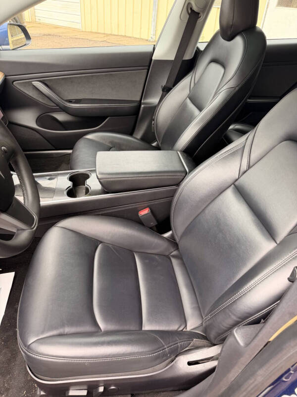2019 Tesla Model 3 Mid Range