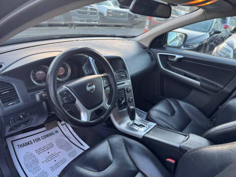 2011 Volvo XC60 T6 R-Design