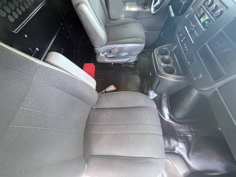 2020 GMC Savana 2500