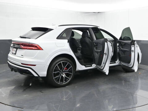 2022 Audi Q8 quattro Premium Plus 55 TFSI