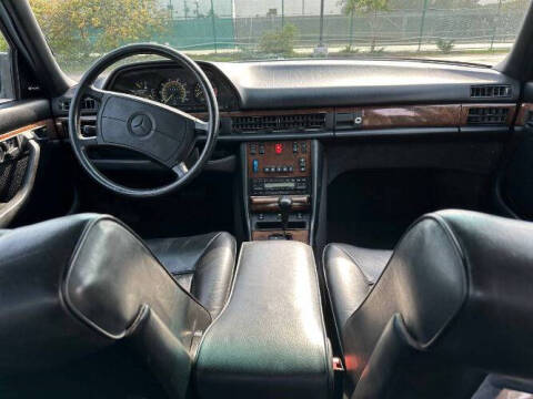 1987 Mercedes-Benz 500-Class