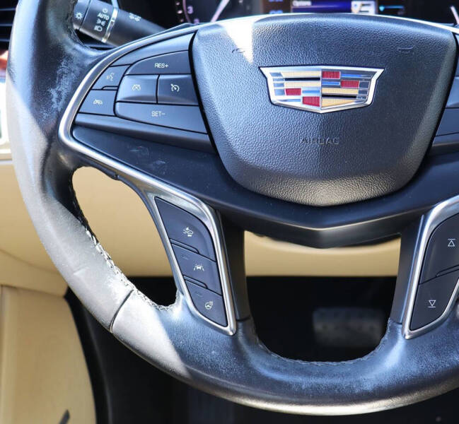 2019 Cadillac XT5 Luxury