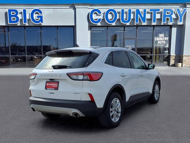 2022 Ford Escape SE