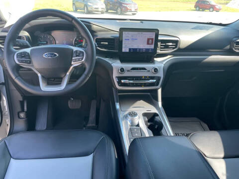 2024 Ford Explorer XLT
