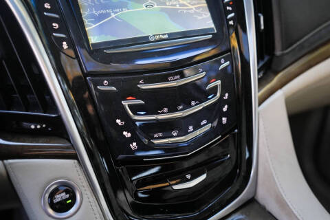 2018 Cadillac Escalade Luxury