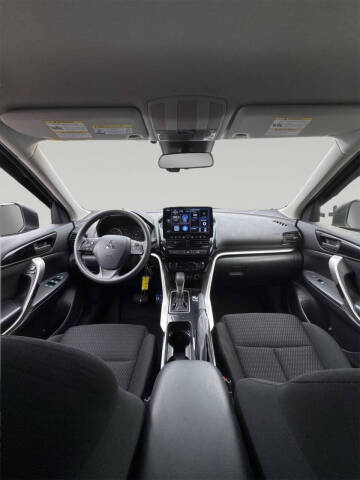2022 Mitsubishi Eclipse Cross ES