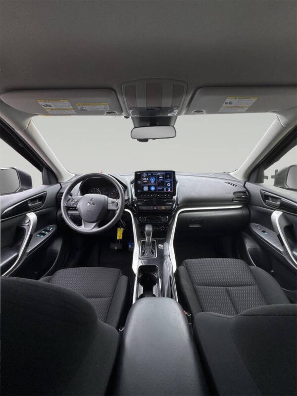 2022 Mitsubishi Eclipse Cross ES