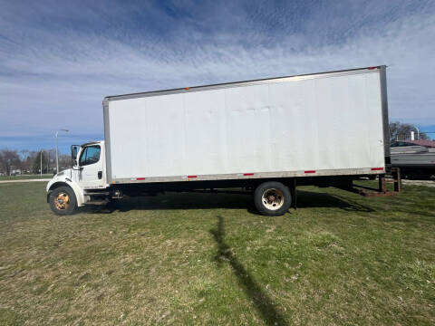 2005 Freightliner M2 106