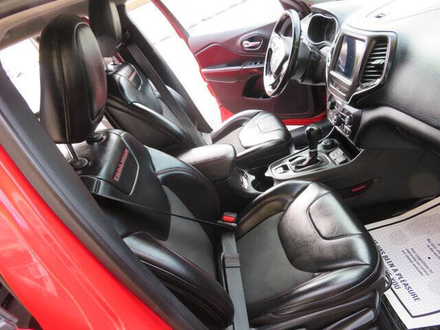 2019 Jeep Cherokee Trailhawk