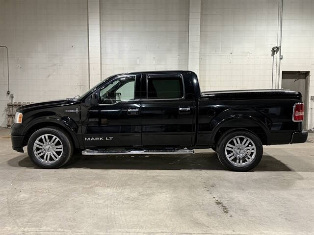 2008 Lincoln Mark LT