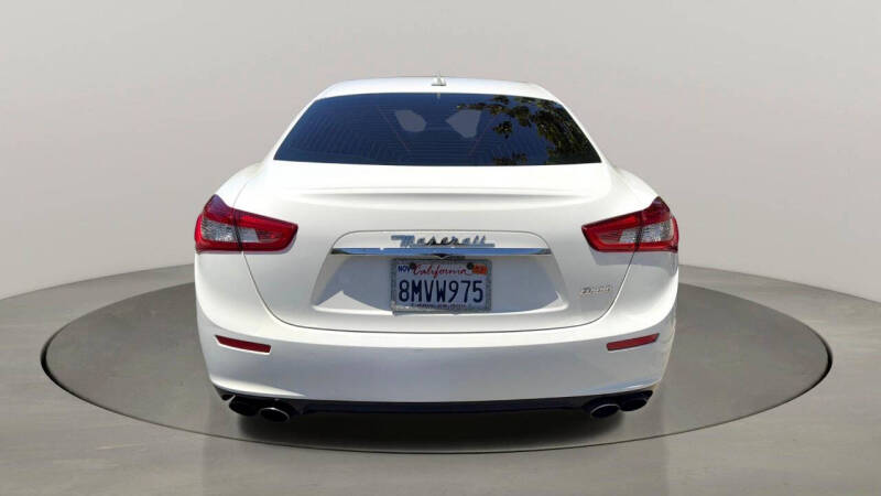 2017 Maserati Ghibli