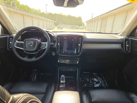 2024 Volvo XC90 B5 Plus Bright Theme