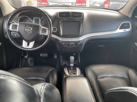 2011 Dodge Journey Lux