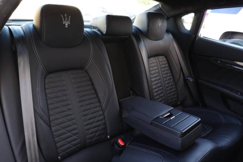 2022 Maserati Quattroporte Modena