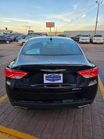 2015 Chrysler 200 S