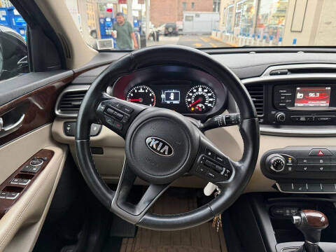 2016 Kia Sorento LX