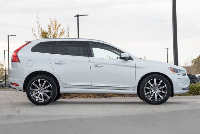 2017 Volvo XC60 T6 Inscription