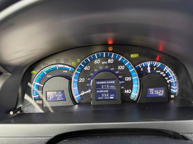 2012 Toyota Camry Hybrid XLE