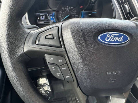 2022 Ford Edge SE