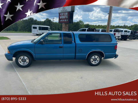2000 GMC Sonoma for sale at Hills Auto Sales in Salem AR