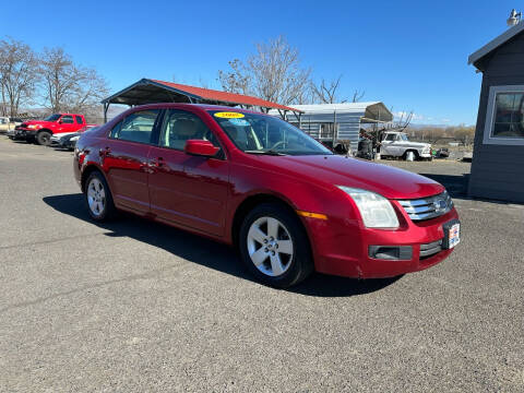 2008 Ford Fusion for sale at GILBERT MOTORS USA LLC in Union Gap WA